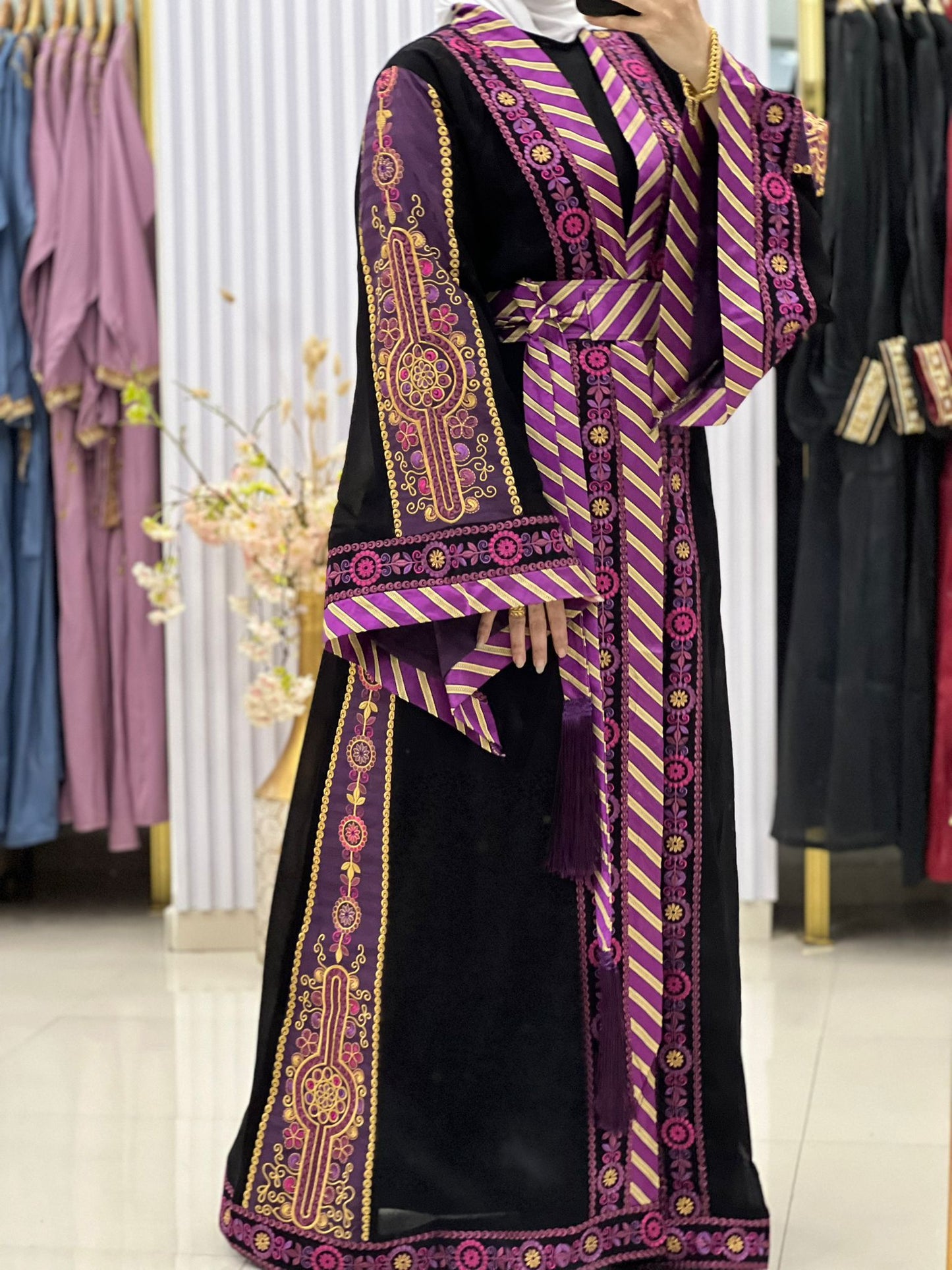 1) 2025 Beautiful Kashmeer Abaya