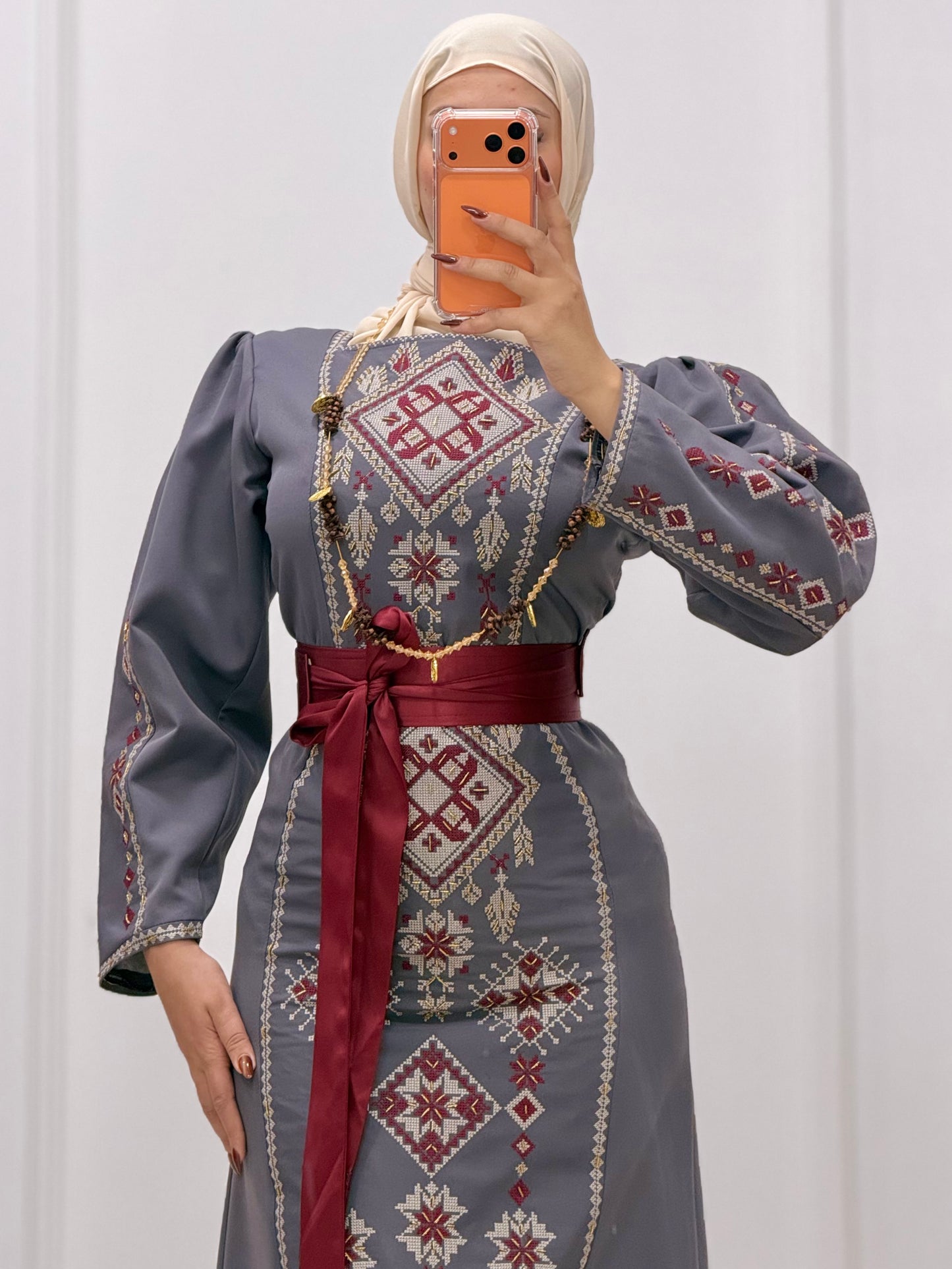 Hand-Beaded Thoub/Dress - Gray