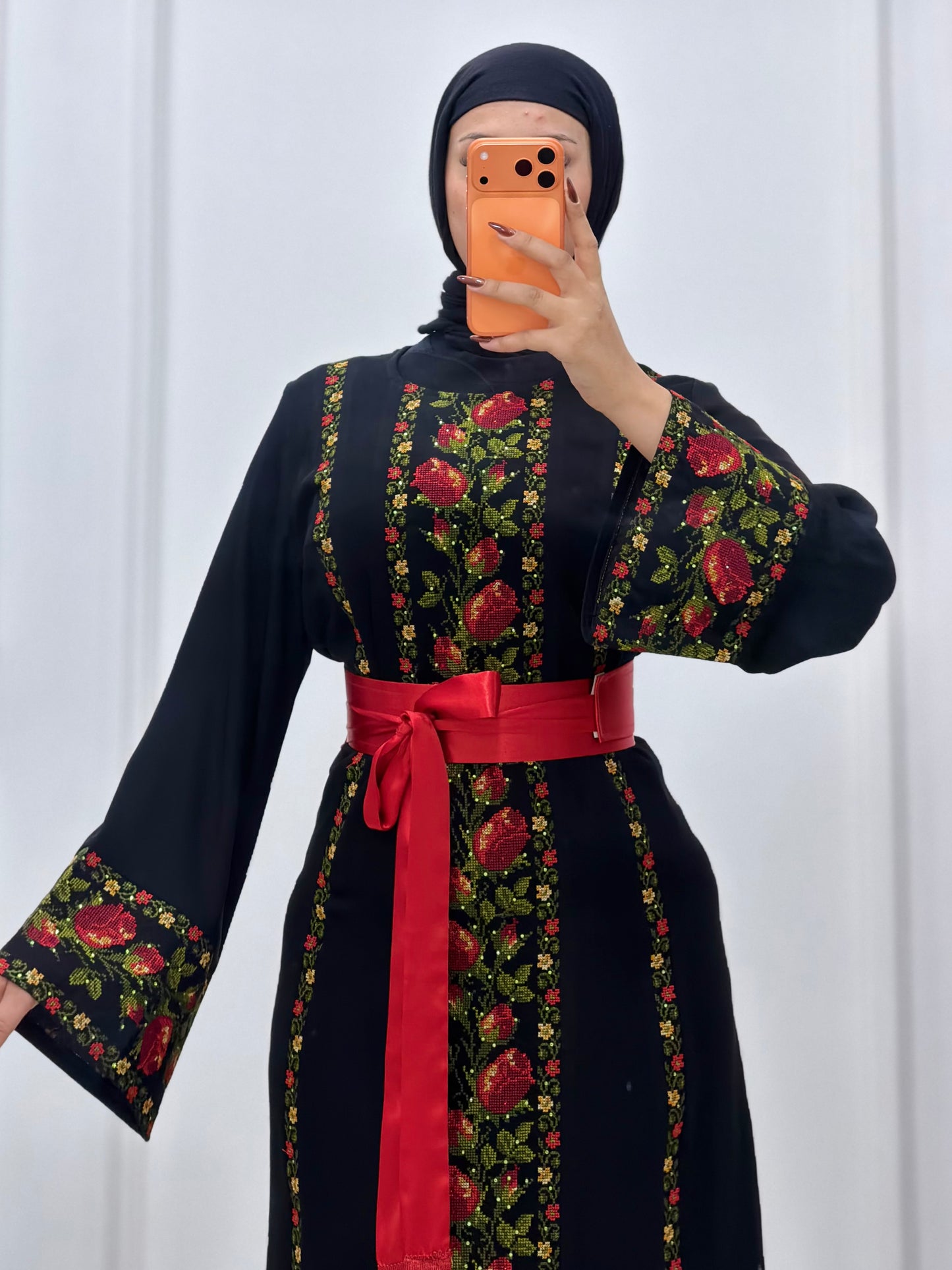 Red Rose Bloom Embroidered Thoub❤️