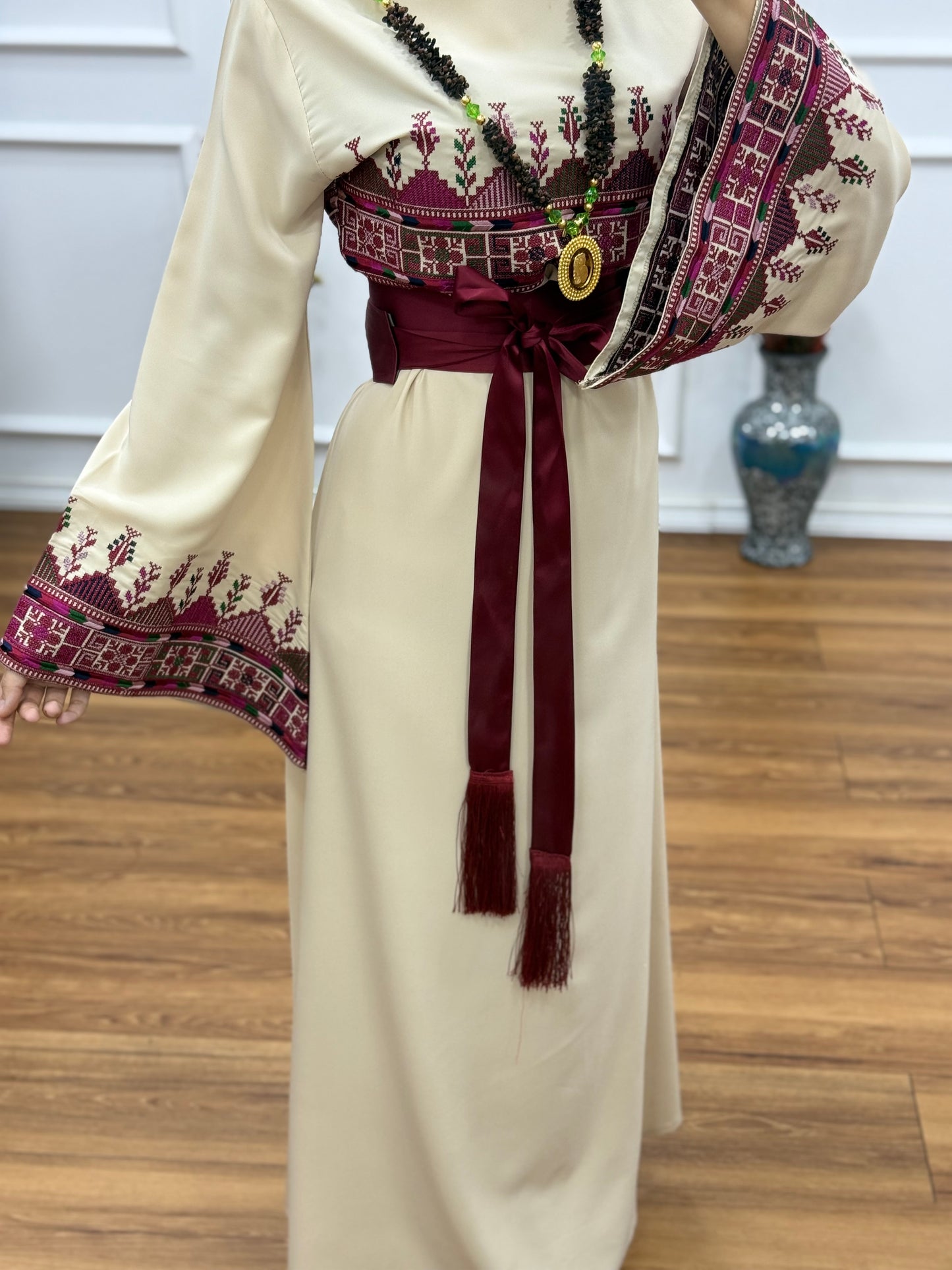 Simple Luxe Thoub