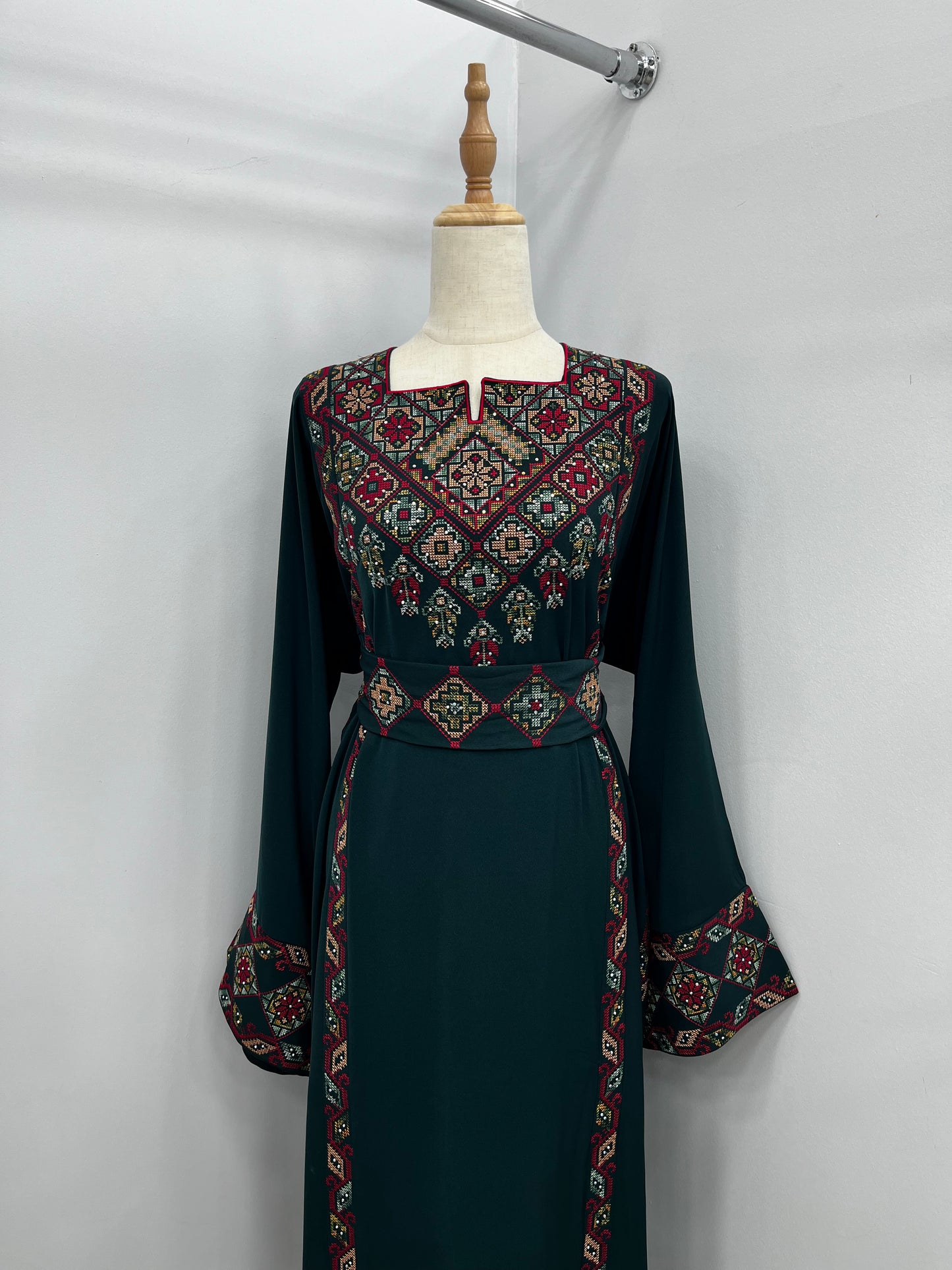 Thoub On Sale