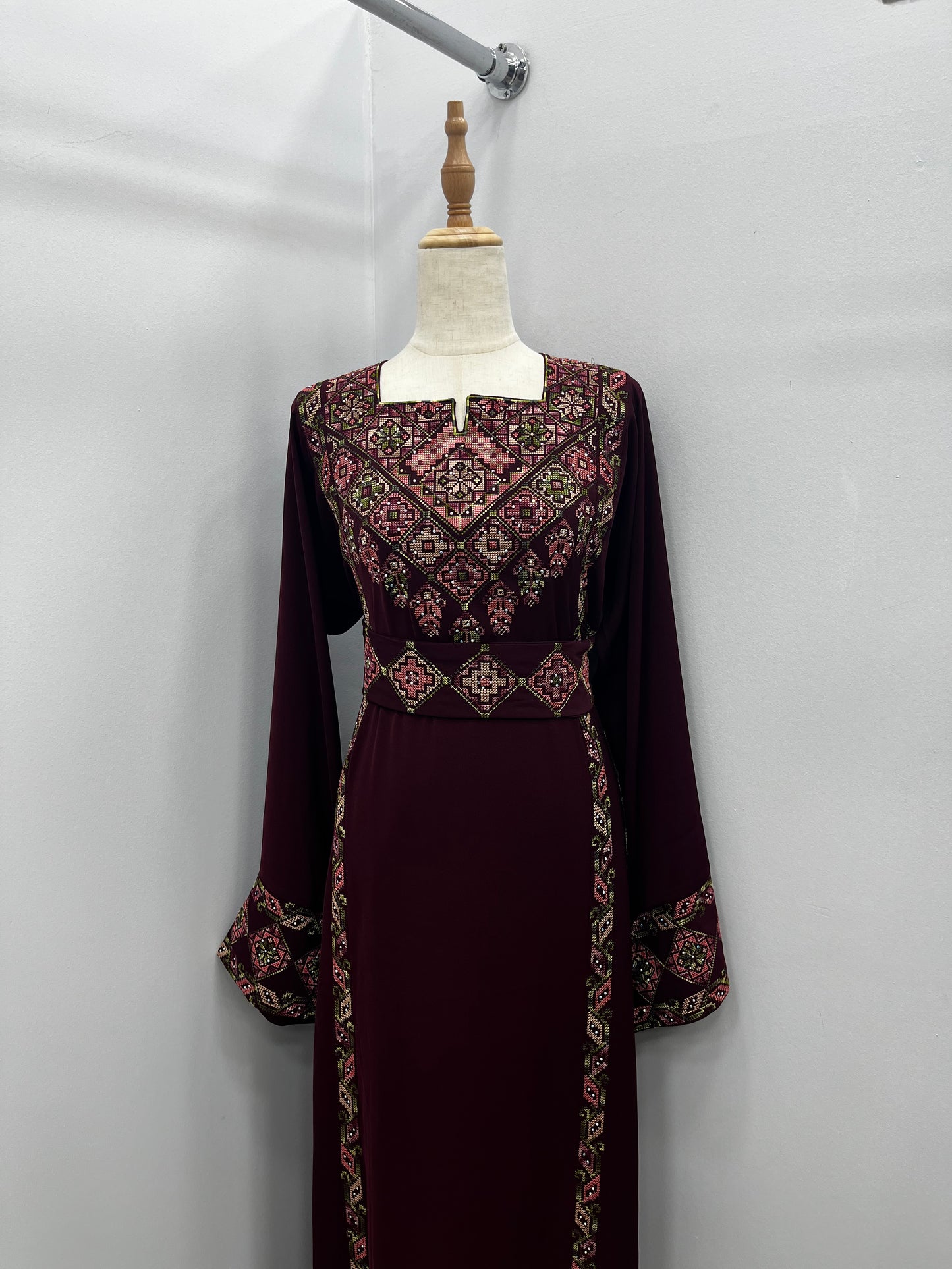 Thoub On Sale