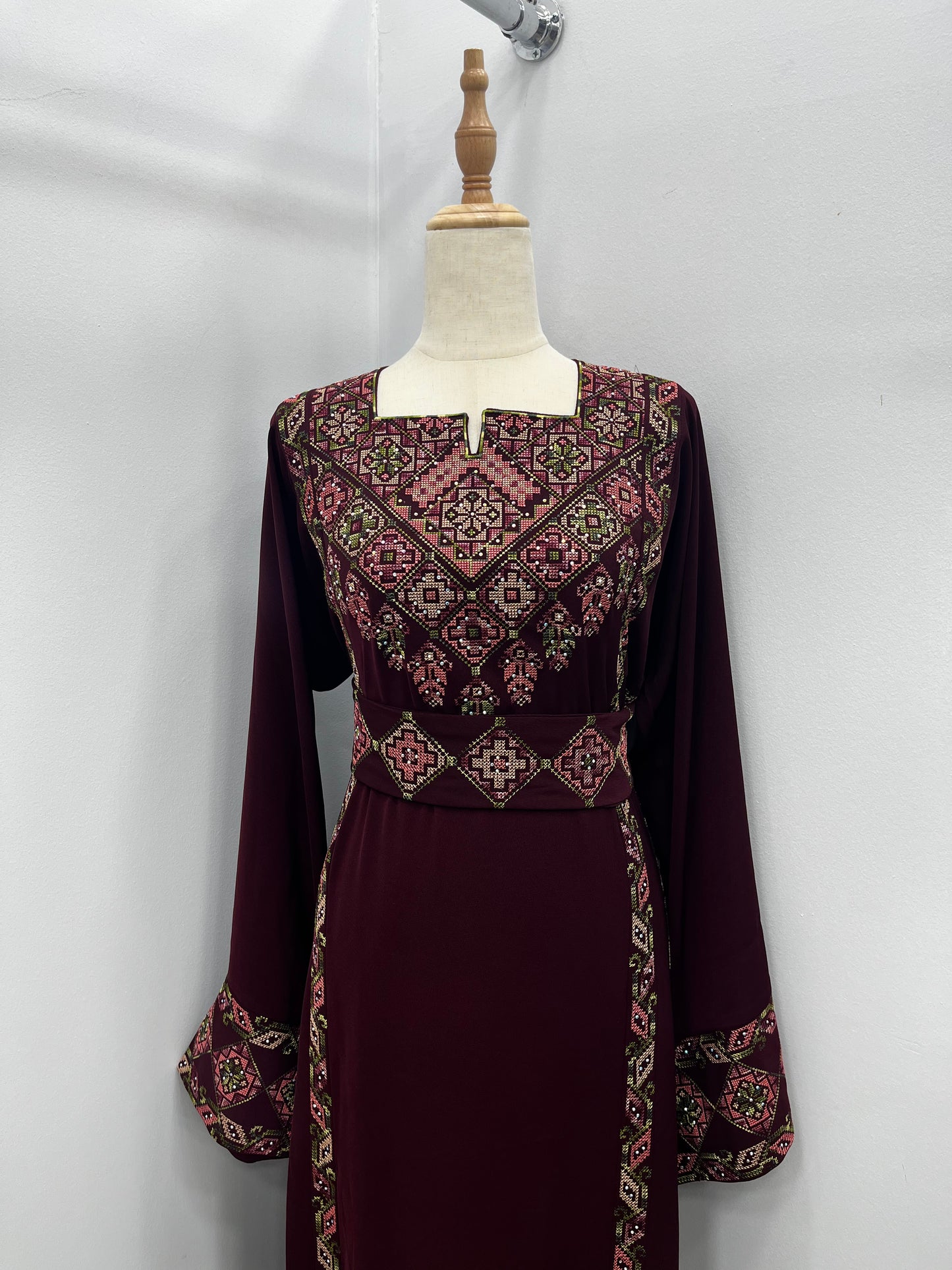 Thoub On Sale