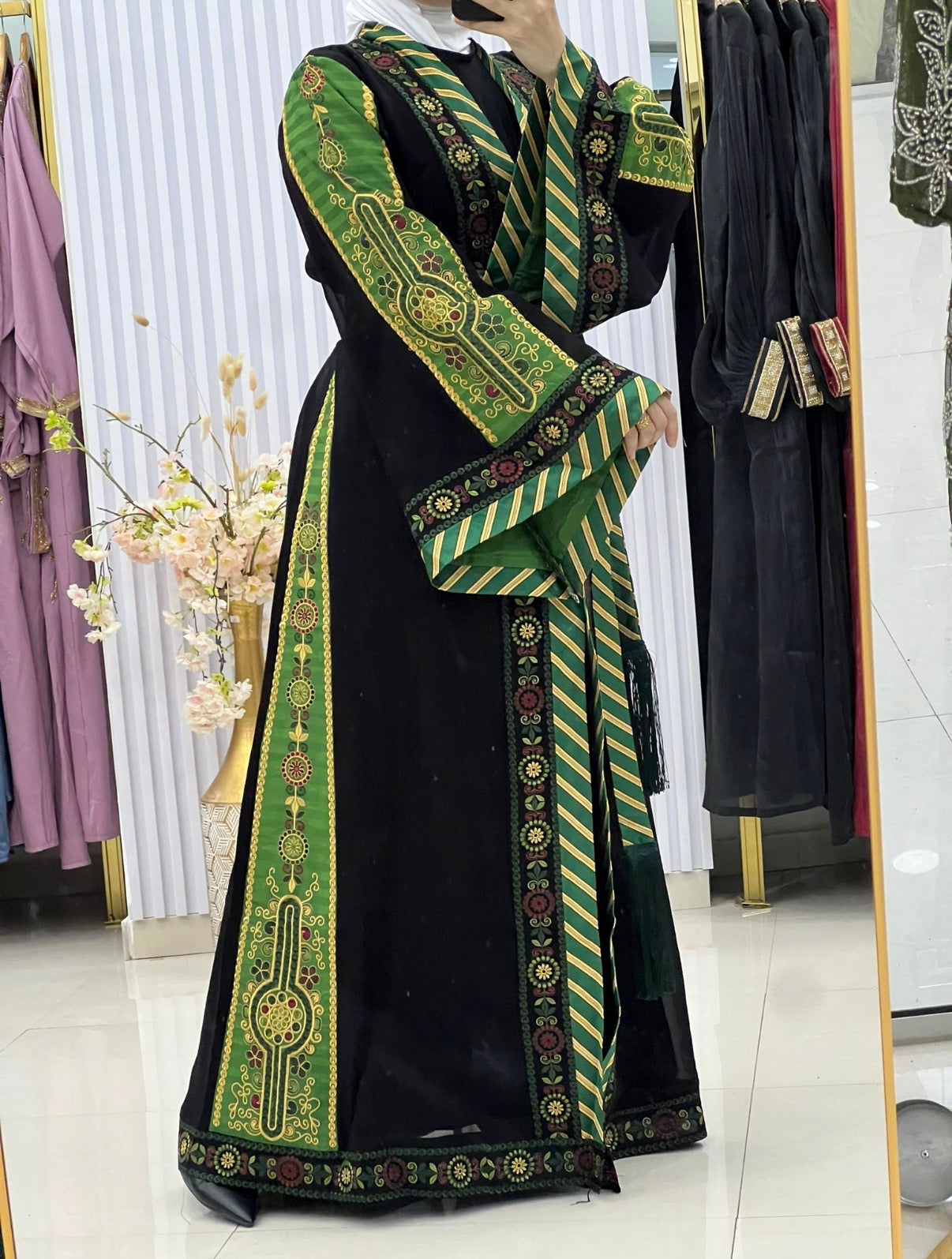 Thoub On Sale
