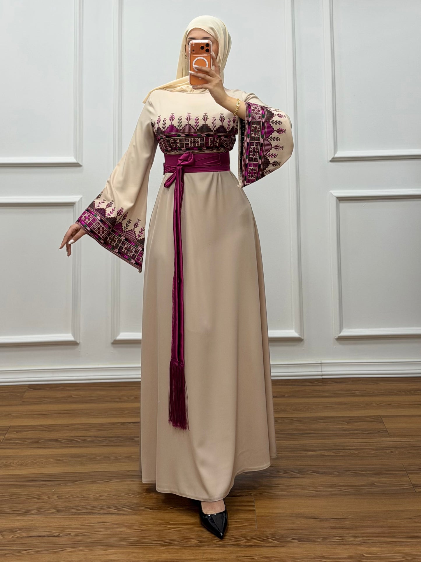 Simple Luxe Thoub - Beige