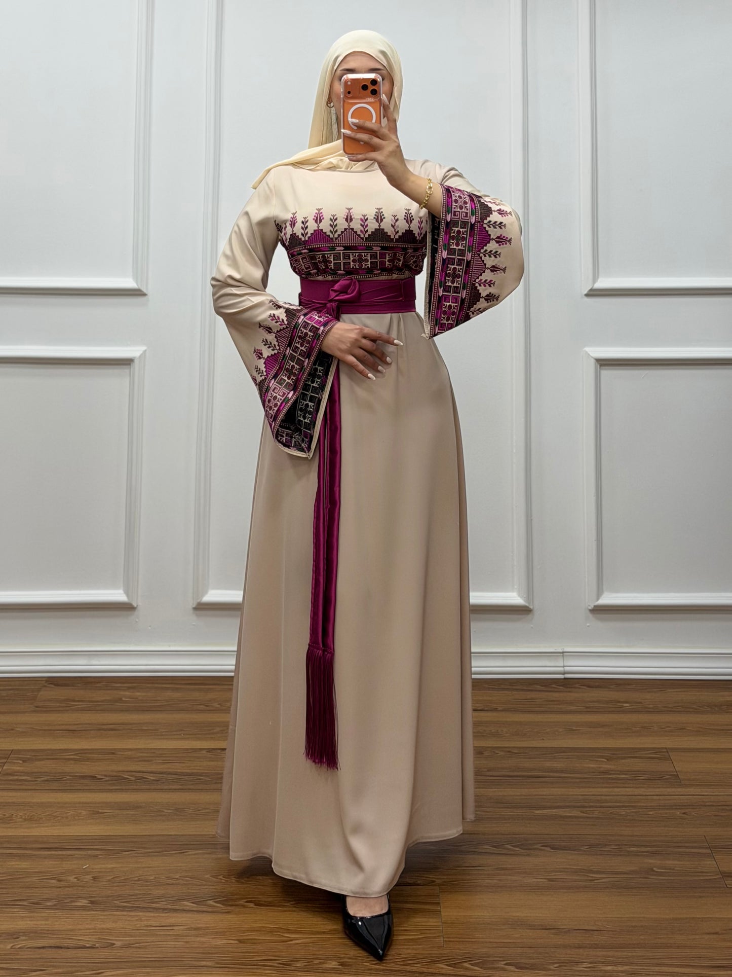 Simple Luxe Thoub - Beige