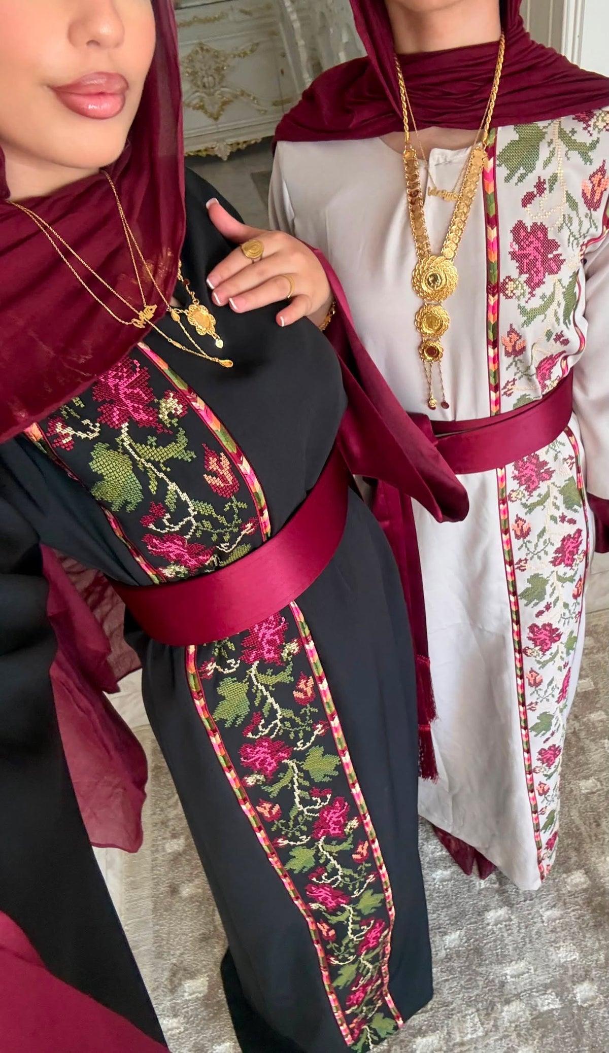 1) Royal Rose Embroidered Thoub (Black)