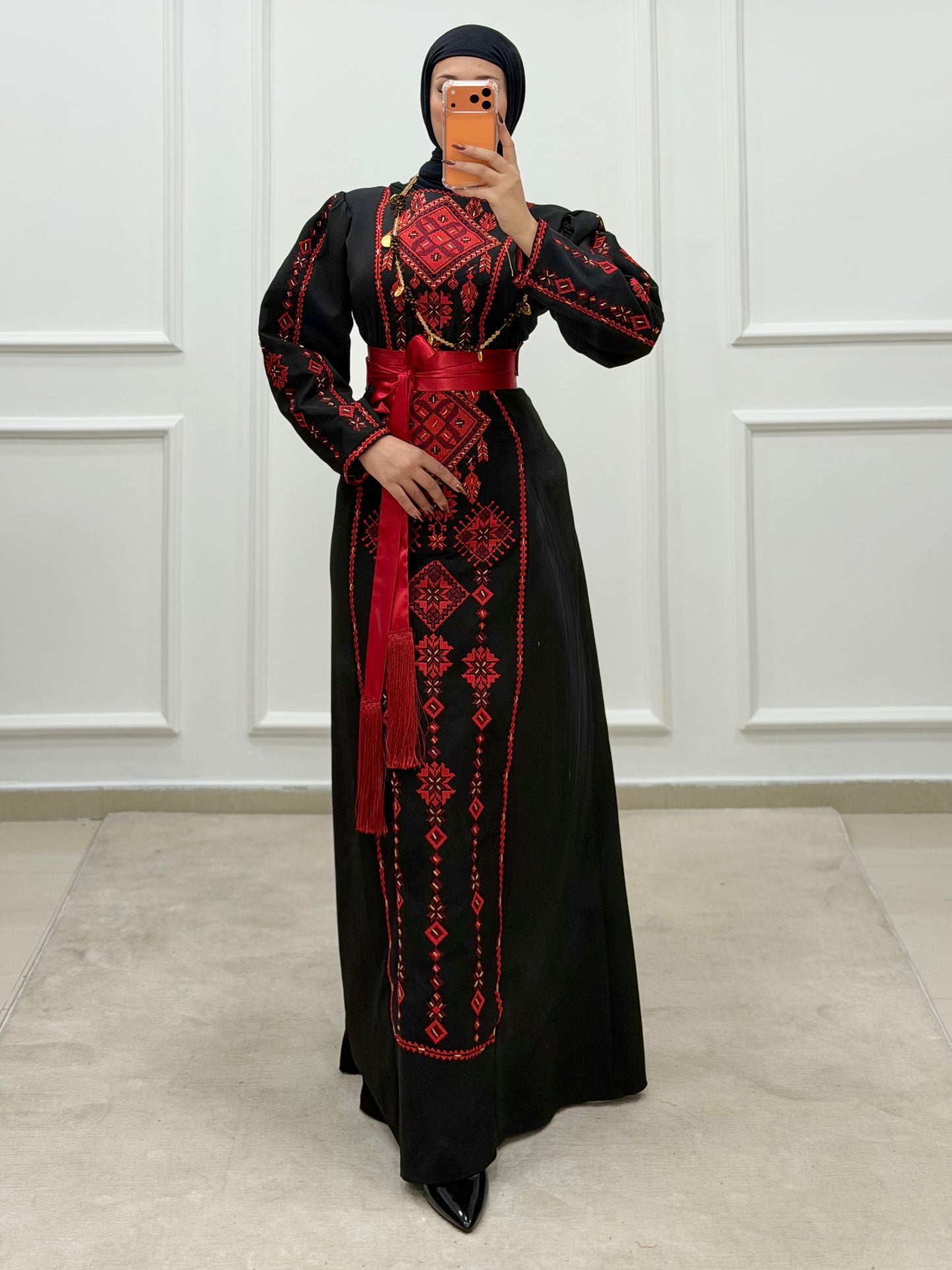 Hand-Beaded Thoub/Dress - Black