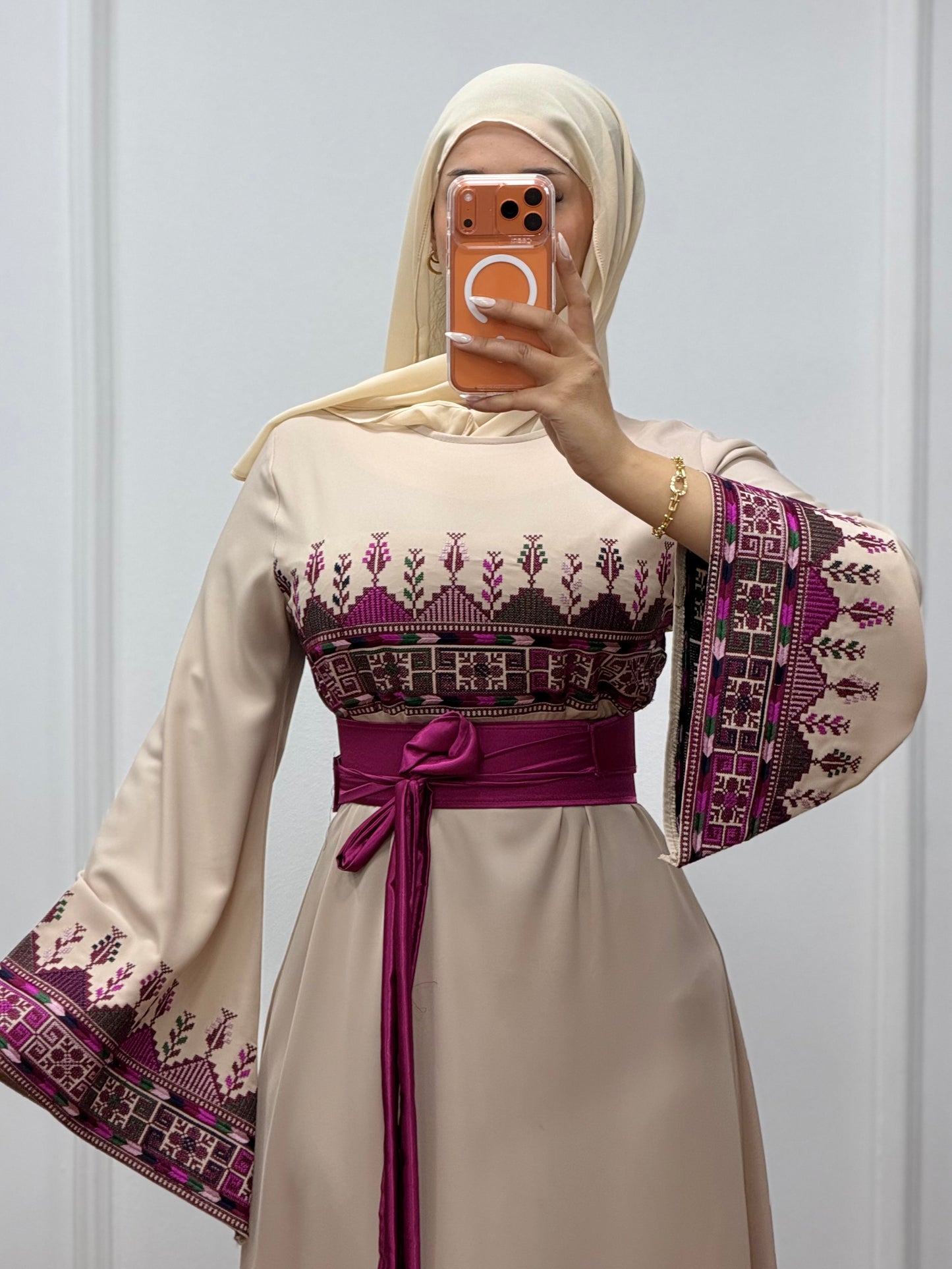 Simple Luxe Thoub - Beige