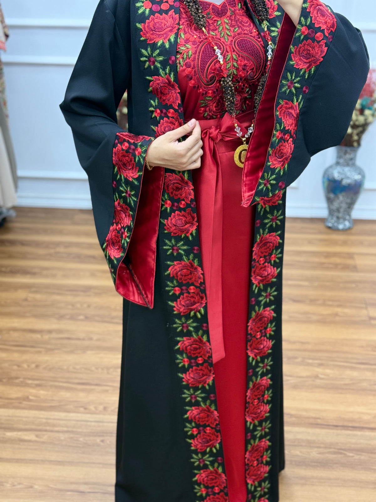 Elegant Two-Piece Thoub