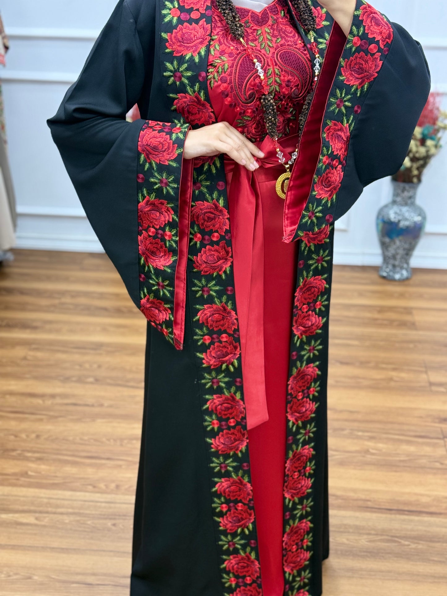 Elegant Two-Piece Thoub