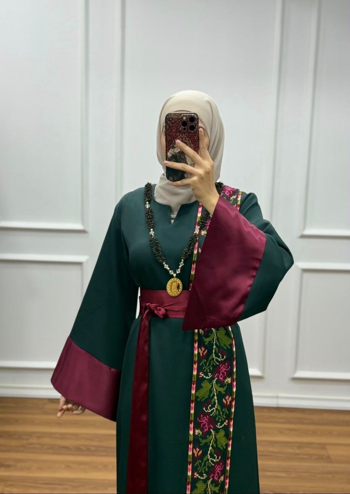 1) Royal Rose Embroidered Thoub (Olive Green)