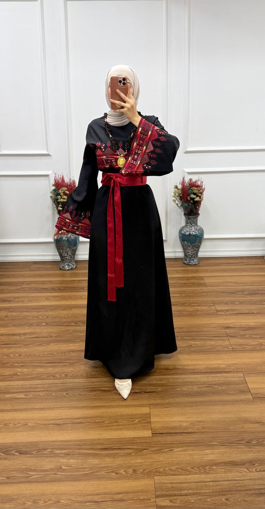 Simple Luxe Thoub -Black & Red-