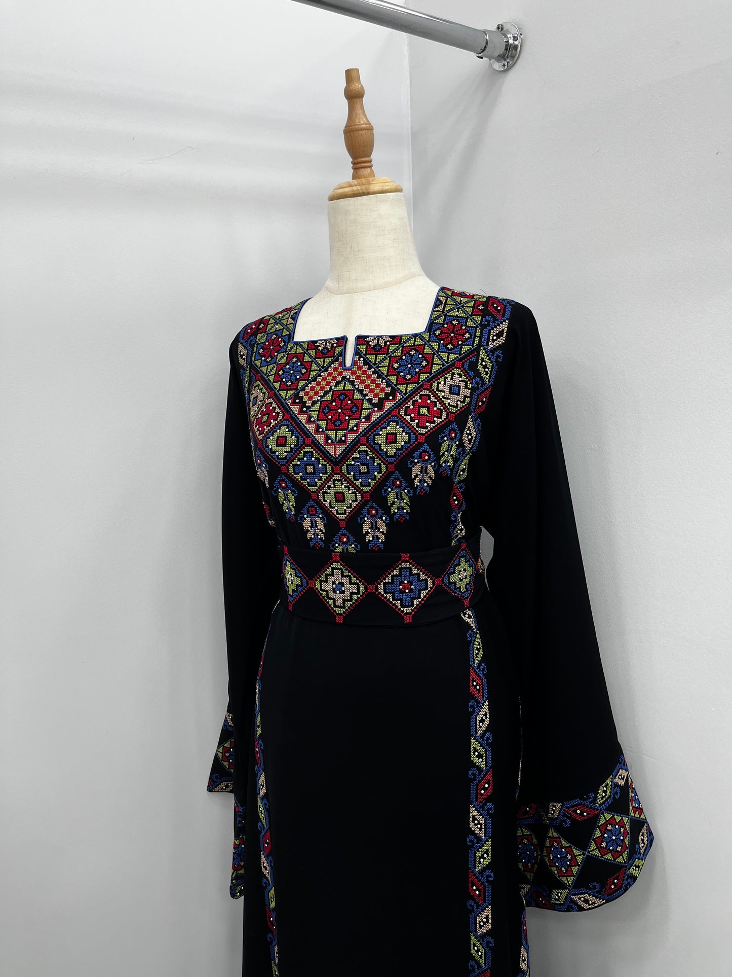 Thoub On Sale