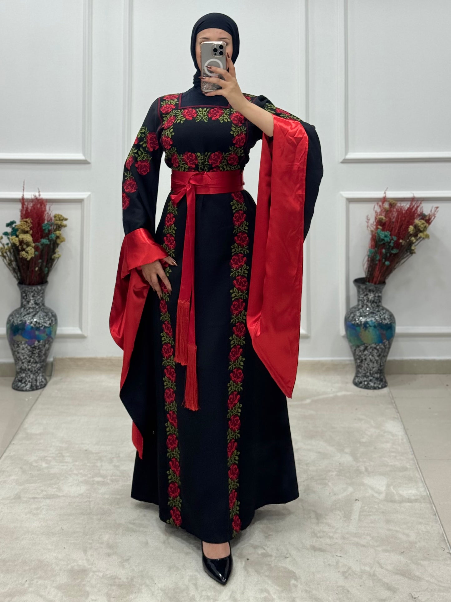 Newest Thoub 2026 (Black)