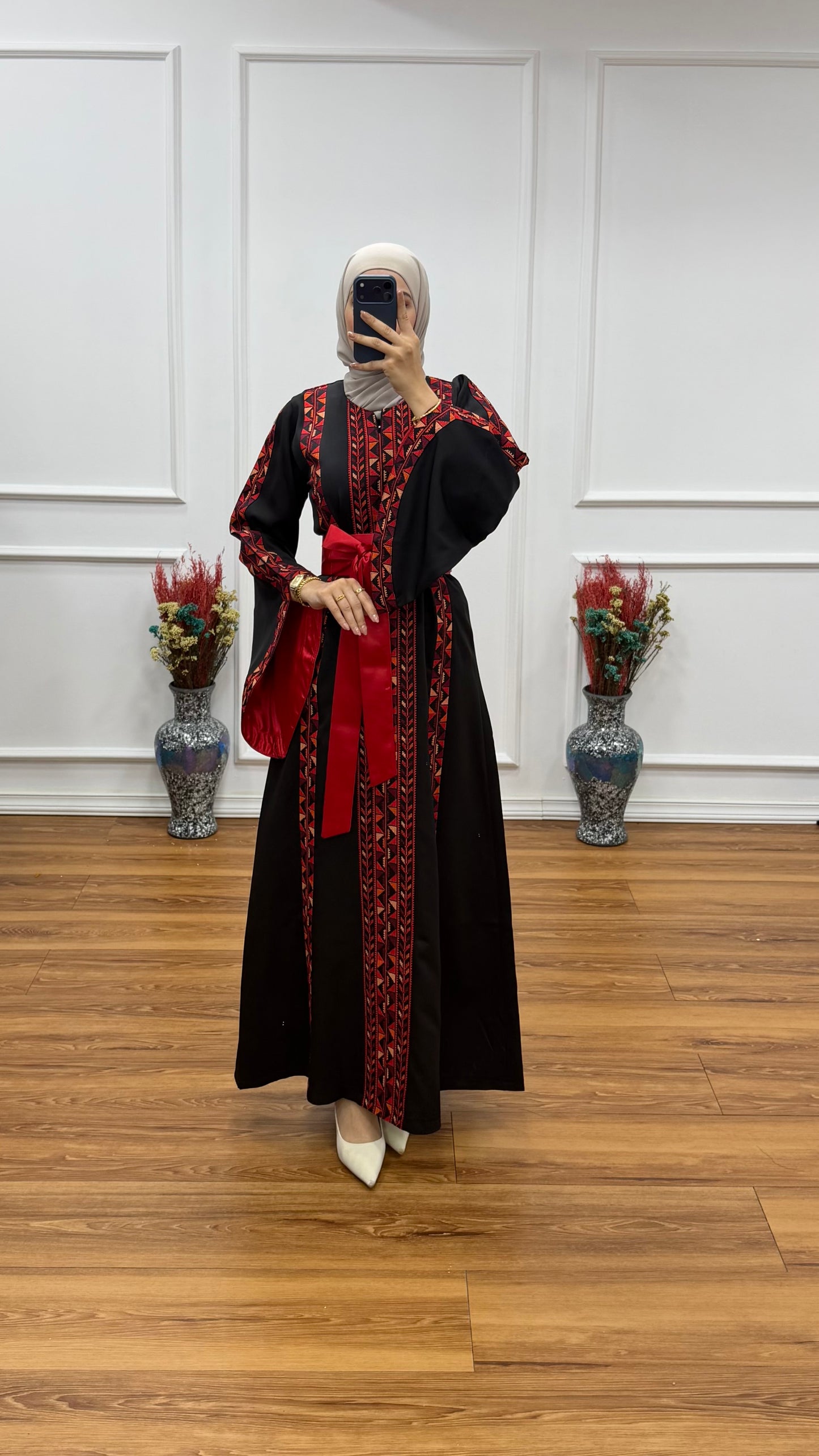 Modren Roots Thoub - Black