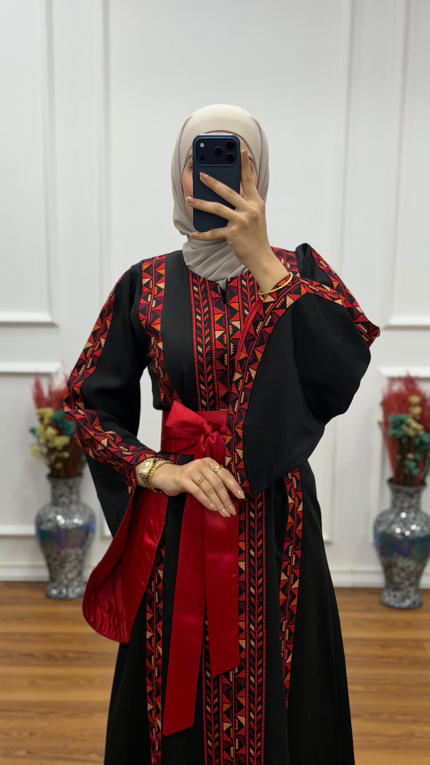 Modren Roots Thoub - Black