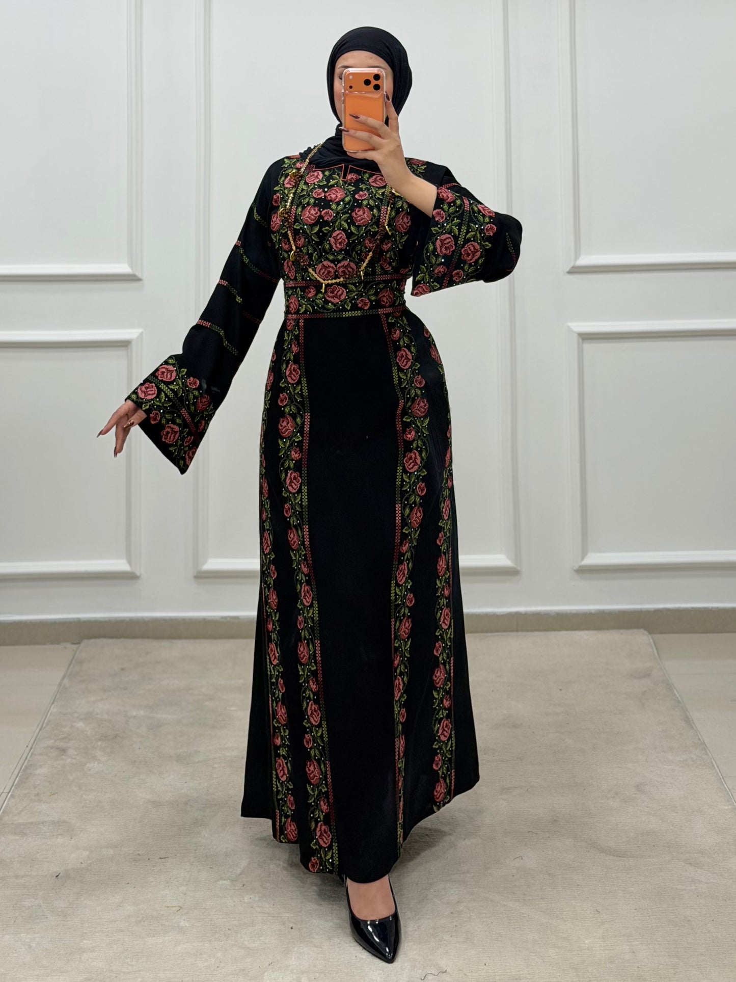 1- New Simple & Modern Thoub