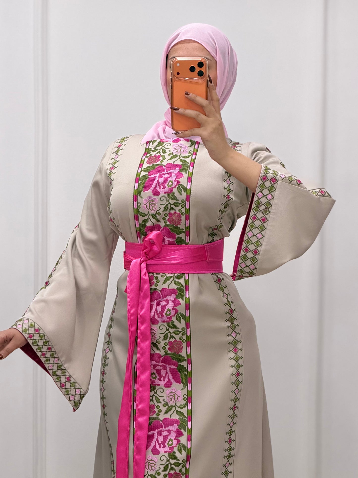 Pink Rose Bloom Embroidered Thoub