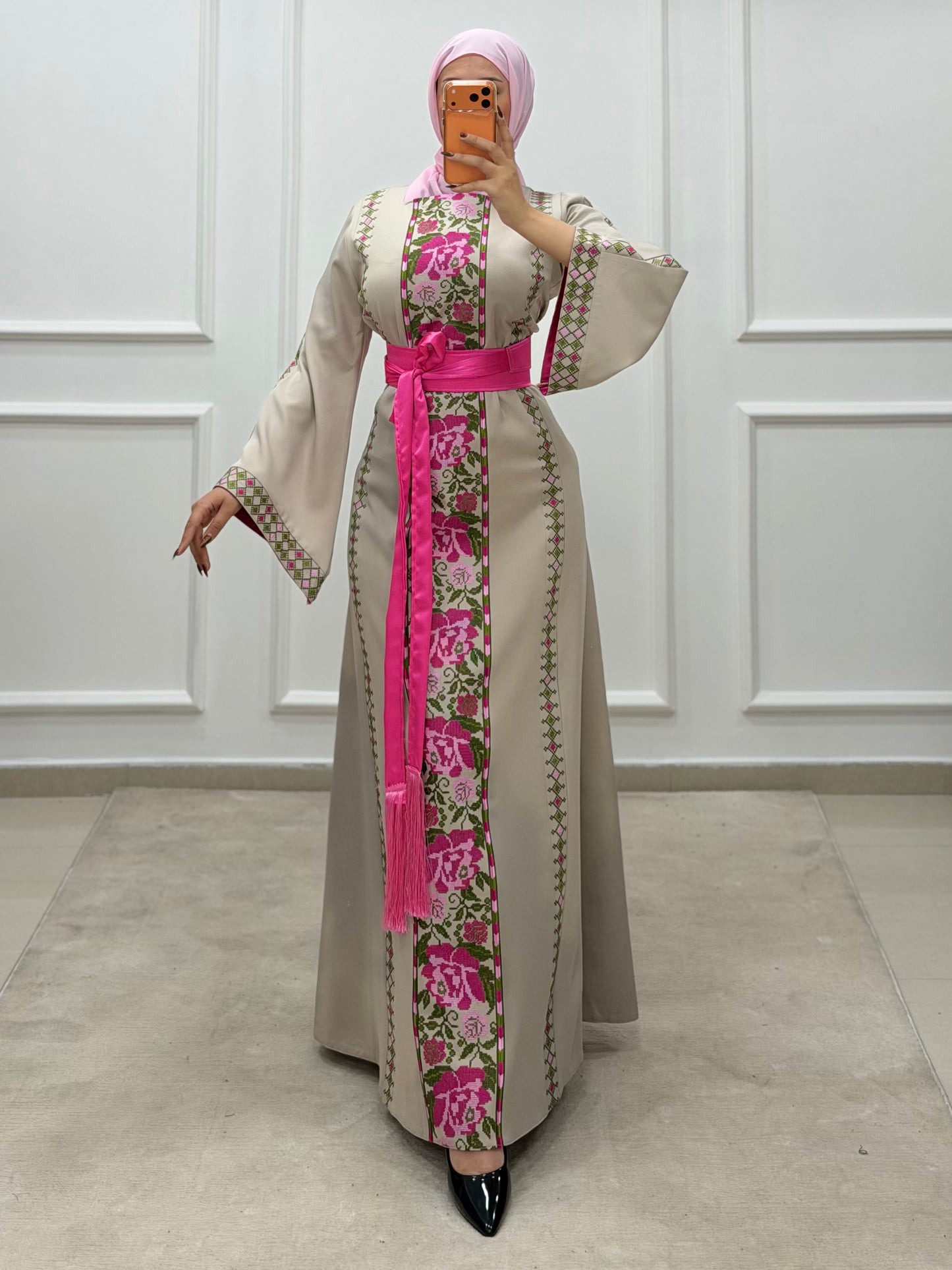 Pink Rose Bloom Embroidered Thoub