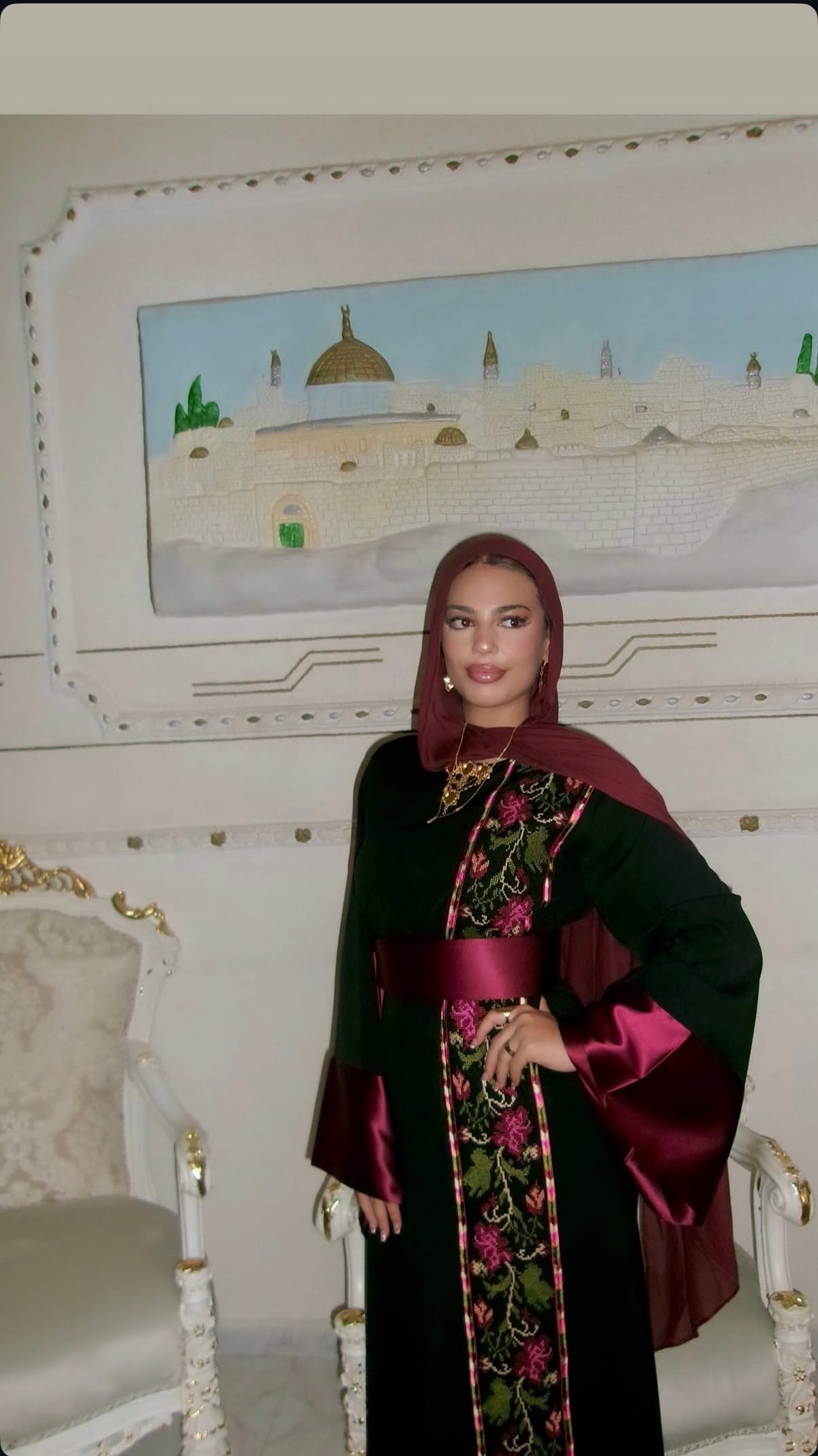 1) Royal Rose Embroidered Thoub (Black)