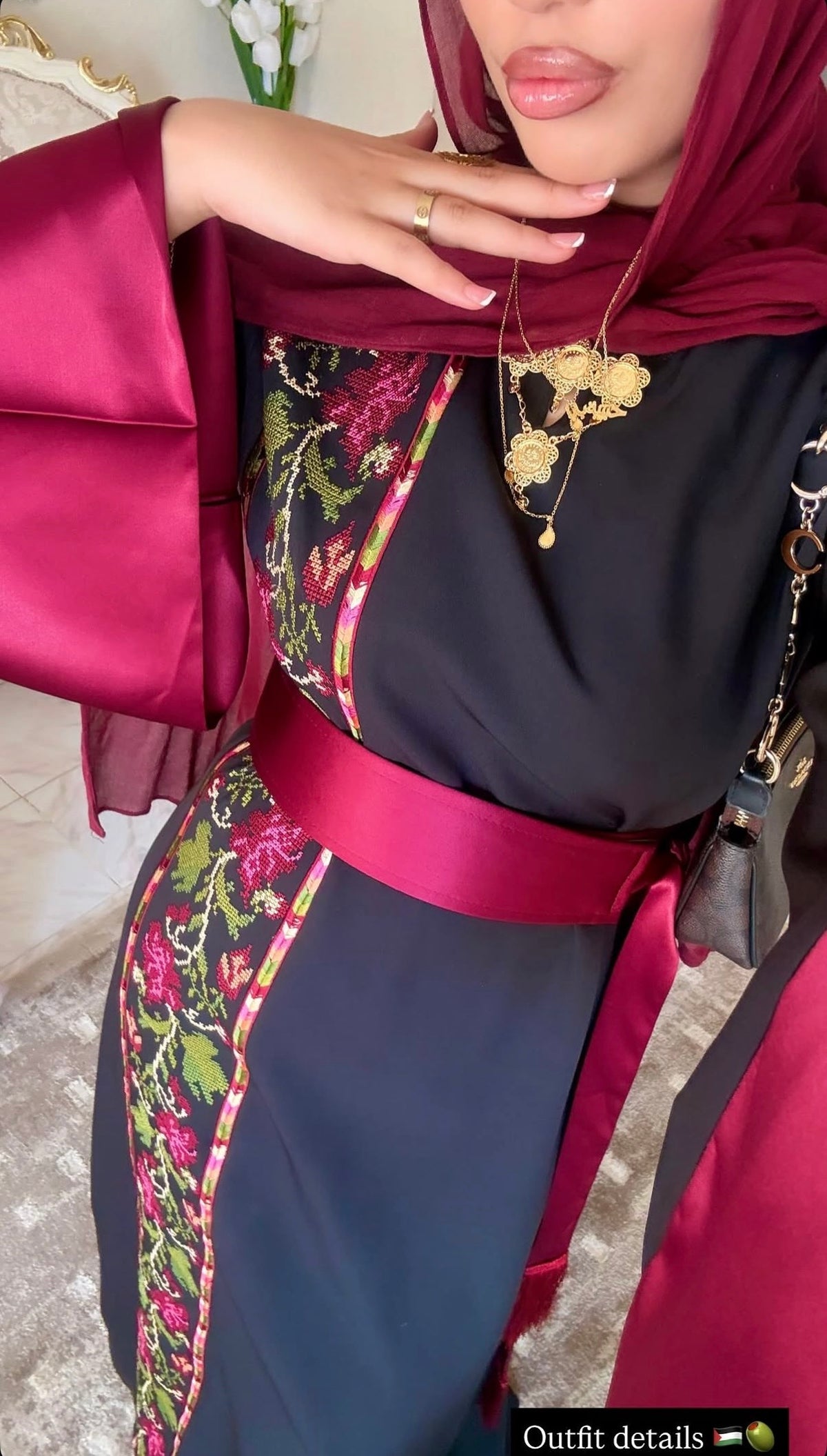 1) Royal Rose Embroidered Thoub (Black)